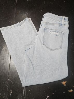 Light Wash Women’s Jeans - Classic High-Rise Denim